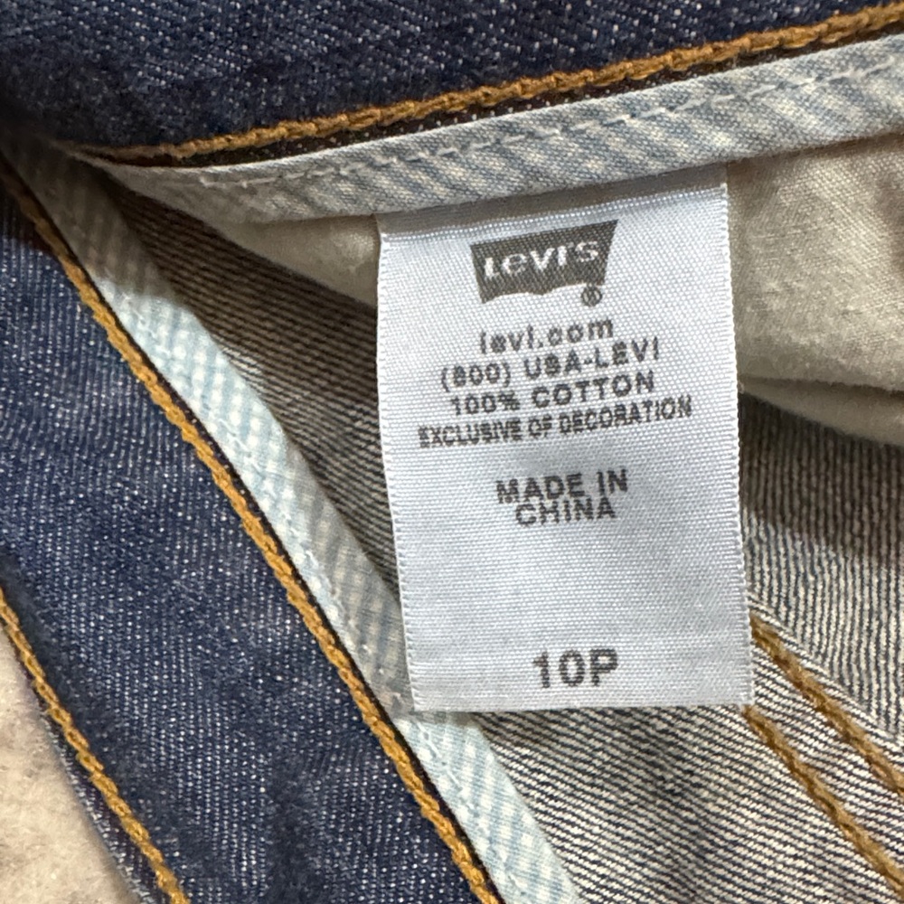 Levi's petite Blue Boyfriend Jeans - Picture 5 of 5
